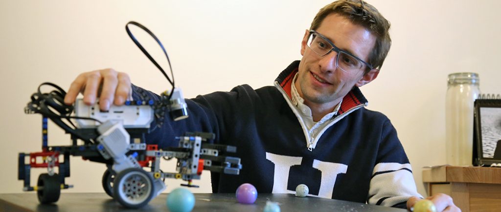 Eric Hueber, le prof qui initie les enfants à la robotique | M+ Mulhouse