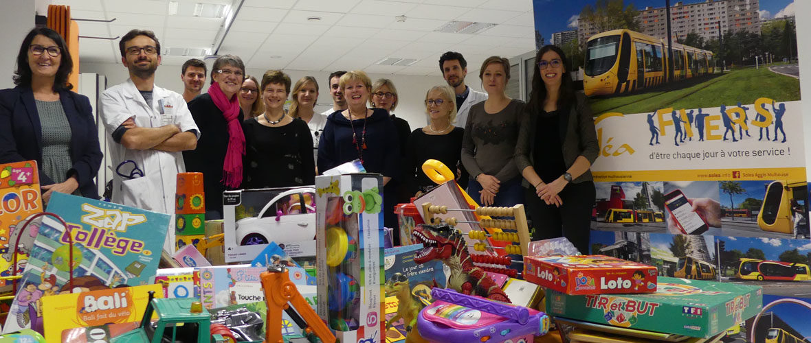 700 jouets collectés par Soléa pour les enfants hospitalisés | M+ Mulhouse