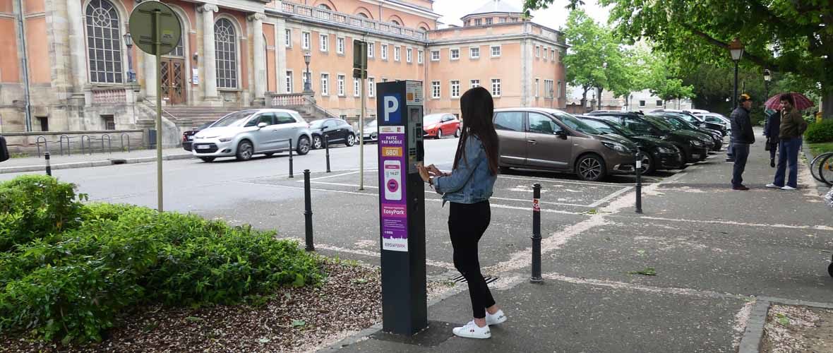 Stationnement au centre-ville : la saisie du numéro de plaque d’immatriculation sur horodateur entre en vigueur | M+ Mulhouse