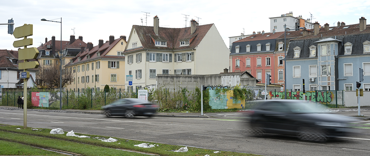 Boulevard Stoessel : l’ex station-service va devenir un square | M+ Mulhouse